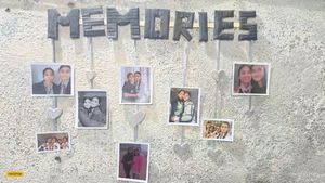 Polorids Photo 16 Pics In Very Less Price