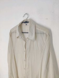 UNIQLO BEIGE shirts Classic