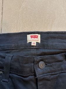 Levi's Black Mom Jeans
