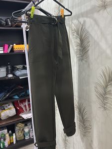 Bershka olive green pant