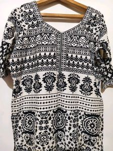 Ethnic Black &amp; White Kurta Large Size 38 to 40 in