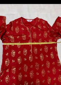 Gold Ethnic Printed XXXL Kurta From BIBA
