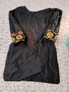 Elegant Black &amp; Gold Kurta Set