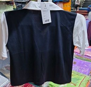 H&amp;M Contrast Collar Top