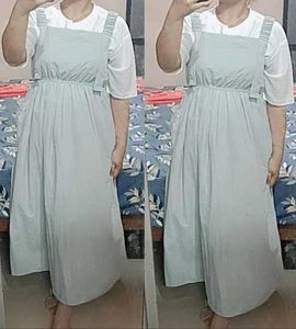 FLOWY SUMMER DRESS