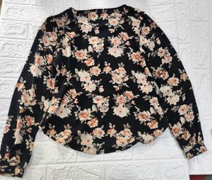 Harpa Floral Print Long Sleeve Top
