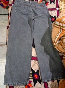 Vintage Grey Straight-Leg Jeans - Unisex