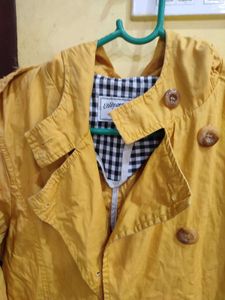 mustard jacket 36-38