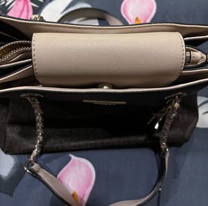 Original Guess brand handbag