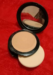 Lakme Dual Cover Pressed Powder