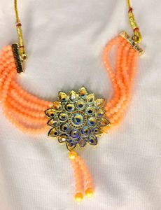 🌸Peach Kundan &amp; Pearl Choker Set🌸