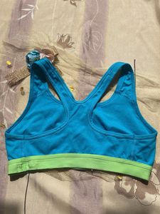 Nike Sports Wear Bra Size S