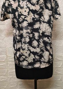 Adidas Original M Size Tshirt For Women