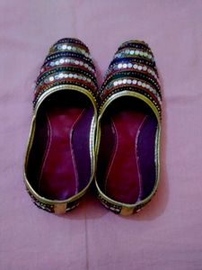 Vibrant Mirror & Bead Ethnic Juttis