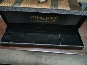 Empty Jewellery Chain Box