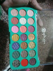 Eyeshadow Palette - Multi Color