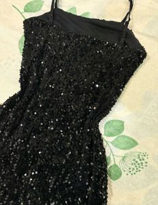 ✨ Sparkling Black Mini Dress