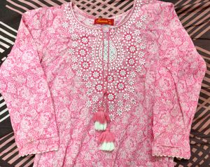 Pink Embroidered Kurta & pants with dupatta