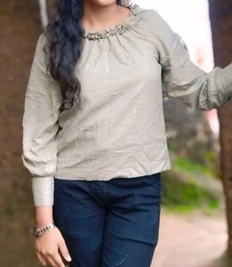 Ruffled Neck Long Sleeve Top