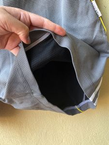Men’s grey shorts with pockets