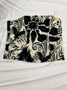 Black &amp; White Floral Printed Top