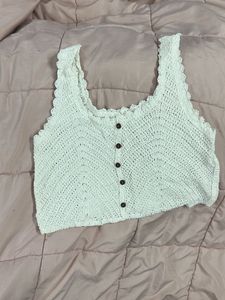 Swan white crop top! 🦢