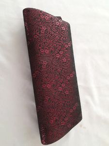 Burgundy Textured Fancy Wallet (women&#39;s)