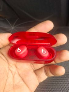 Beats Solo Buds