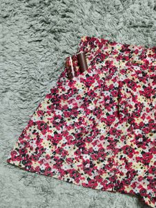 Floral Short