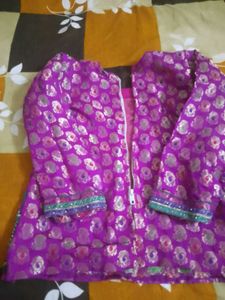 Lahga Kurti Chunni