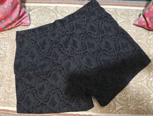 Patterned Black Shorts