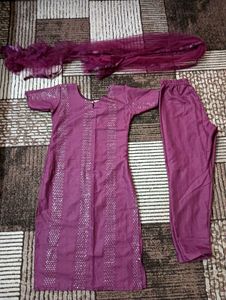 Kurta Pant Set with Net Dupatta (M) 💜