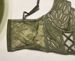 Victoria Secret Balconete Lace Bra Dream Angle 34b