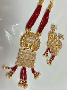 Elegant Gold &amp; Red Indian Jewelry Set