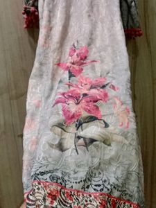 Floral Pakistani Kurta With Duppata