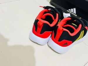 Adidas Boy Footwear 6-8 Years