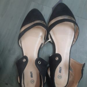 Like New Max Shoe