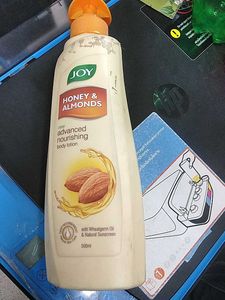 JOY Honey & Almonds Lotion