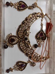 Wine Colour Necklace Set