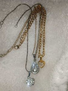 Set Of 3 Chains With Locket