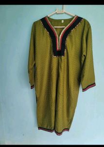 Elegant Women&#39;s Kurtas - Set of 2