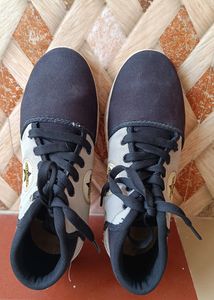 Black Running Shoes