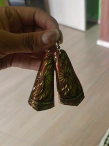 Earings