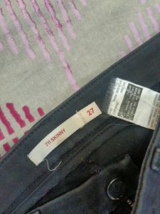 Levis Black Jeans