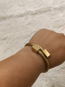 Gold Bangle Bracelet