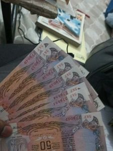 Vintage 100 Rupee Note