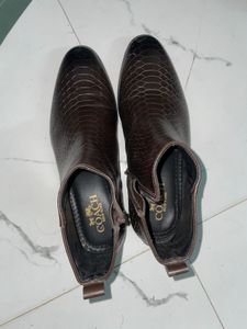 Dark Brown Textured Chelsea
