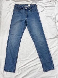H&M Light Wash Skinny Jeans