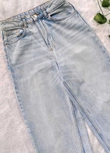H&amp;M Straight Fit Jeans