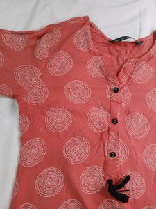 The Crimson Kurti